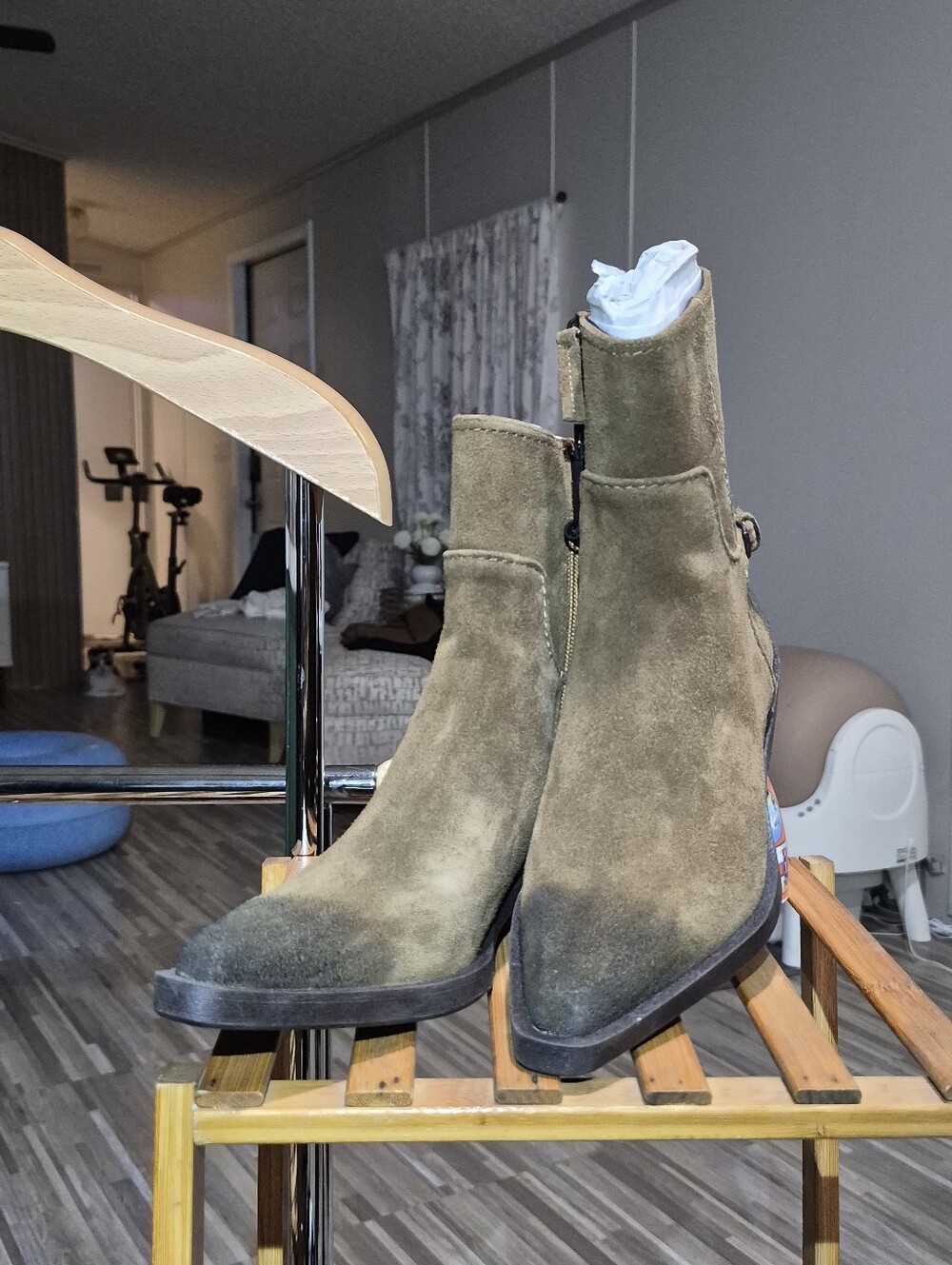 Zara Olive Suede Ankle Boots